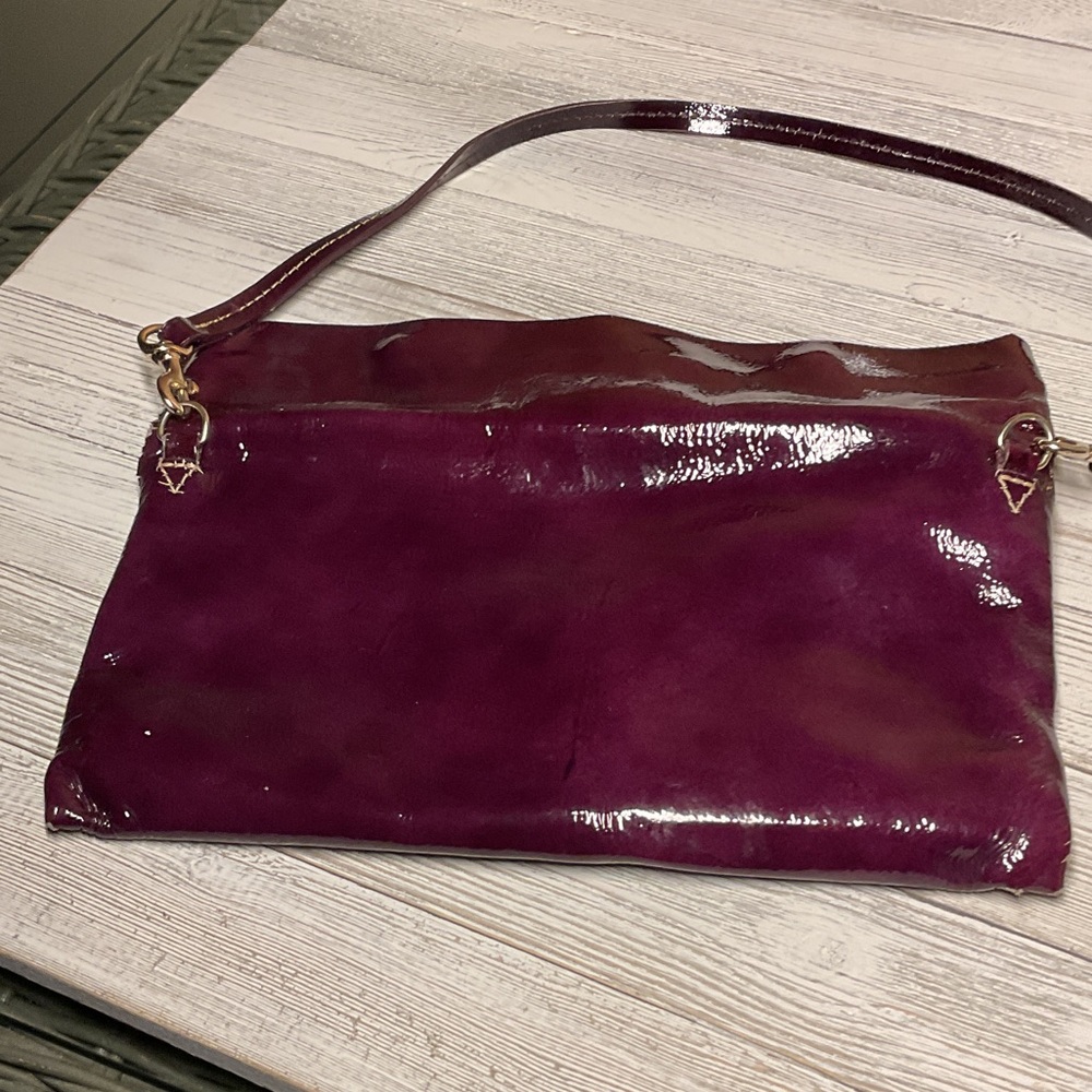 Dooney & Bourke Maroon Burgundy Patent Leather Fold Over Clutch/Shoulder Bag - Picture 6 of 9